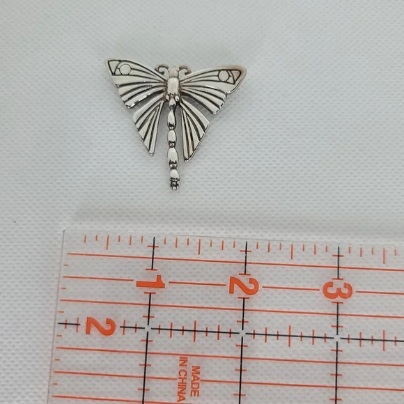 H&H Hand & Hammer Butterfly Brooch/Pin in Sterling Silver - Picture 5 of 6